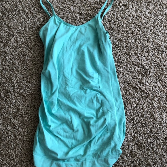 Unity yoga top - Picture 1 of 3